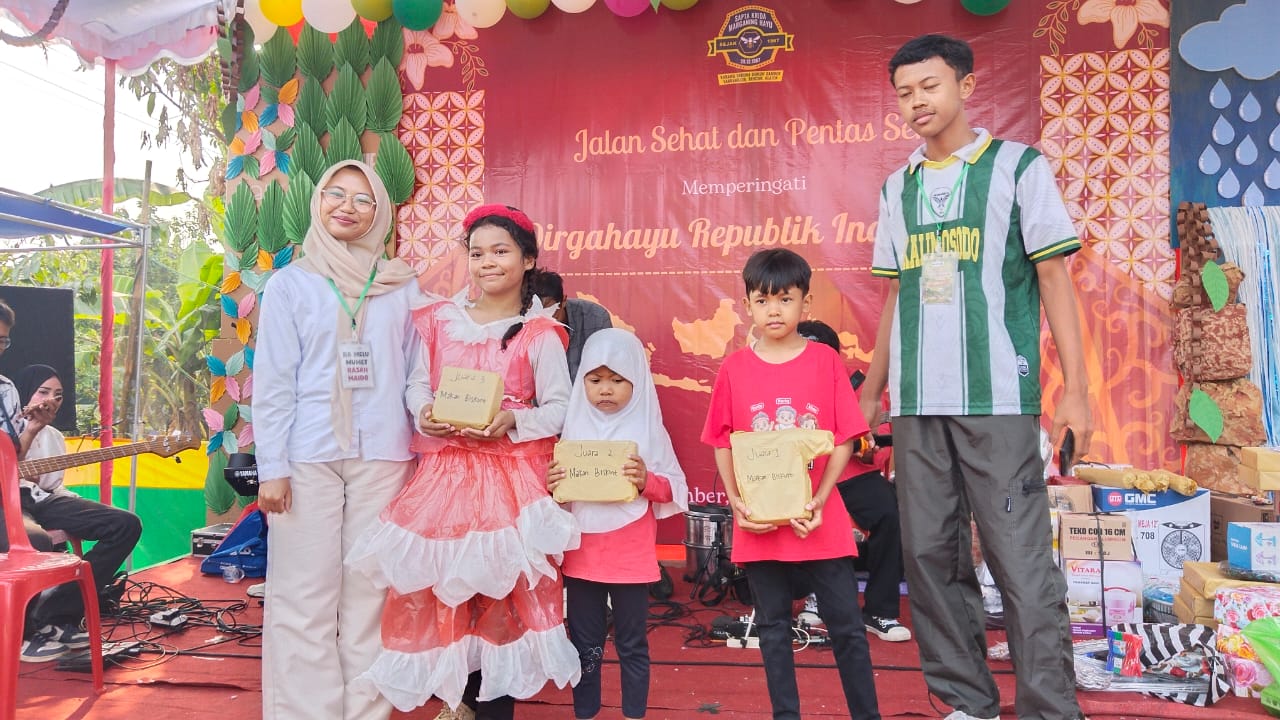 SAPTA KRIDA MARGANING HAYU Getarkan Dukuh Samber: Jalan Sehat & Pentas Seni Meriahkan HUT RI ke-80