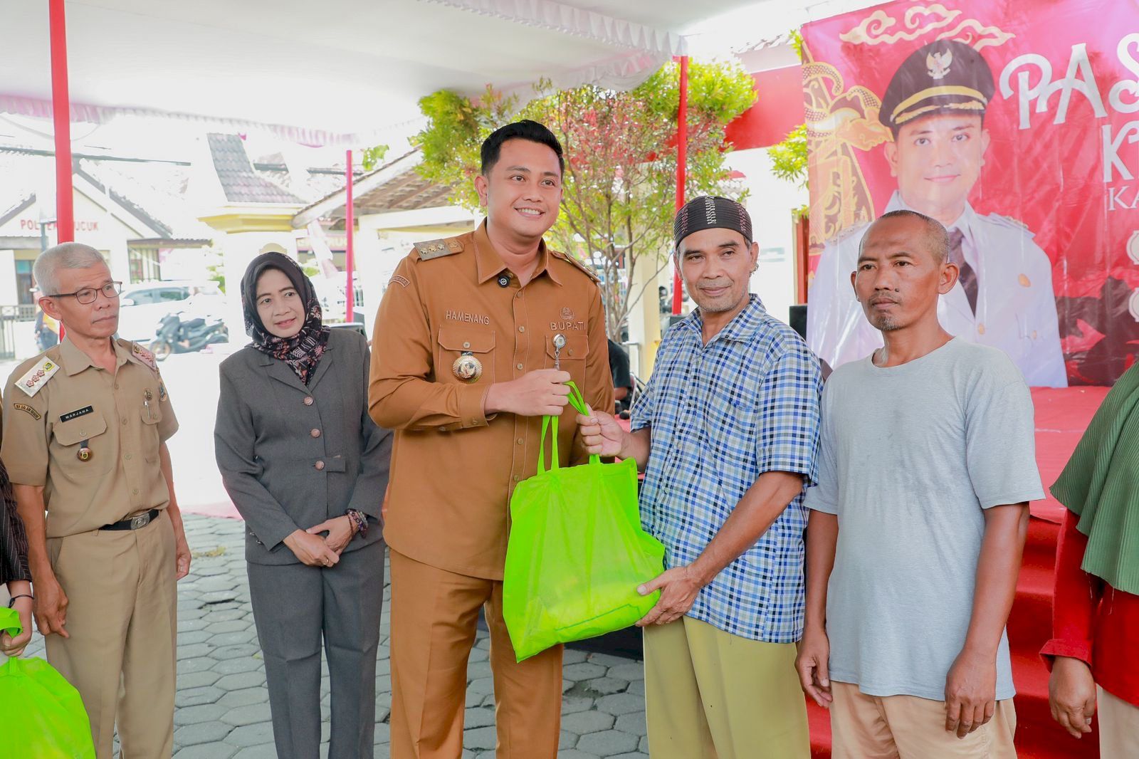 Bupati Klaten Luncurkan Pasar Murah Di Trucuk, Bantu Masyarakat Hadapi Nataru